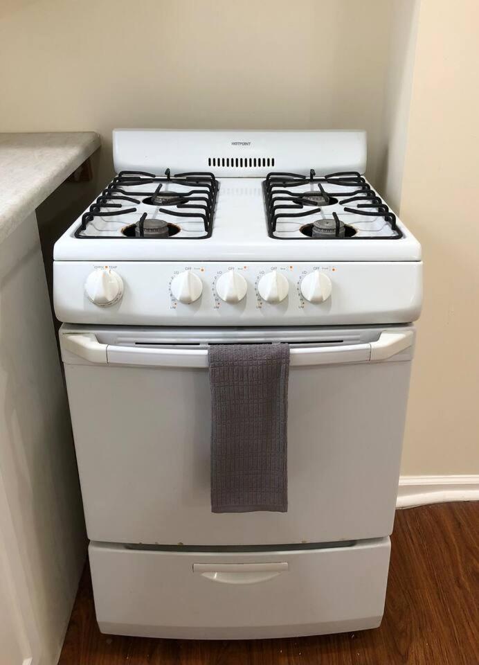 Large And Private 3 Bedroom And 1 Bathroom Apartment Near Newark International Airport Ewr And New York City المظهر الخارجي الصورة