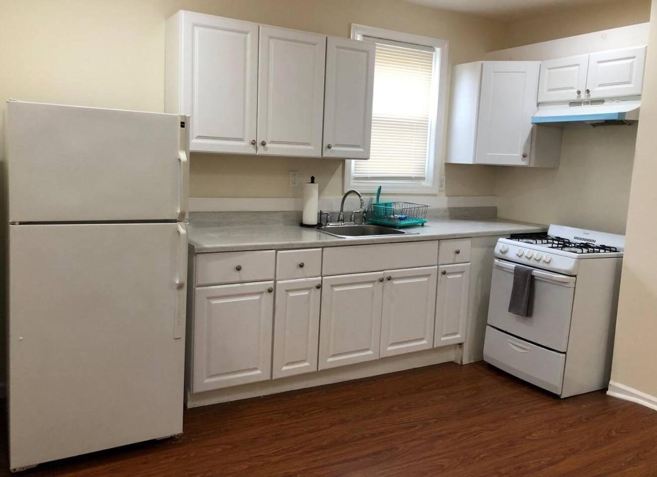 Large And Private 3 Bedroom And 1 Bathroom Apartment Near Newark International Airport Ewr And New York City المظهر الخارجي الصورة